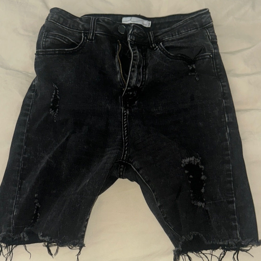Byegreis Black Distressed Denim Shorts